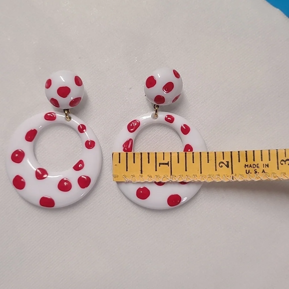 Vintage polka dot red white earrings - Picture 10 of 13